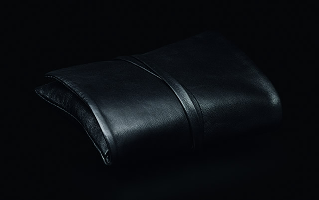 C-Pouch | Bolsa preta em pele macia para a Leica C