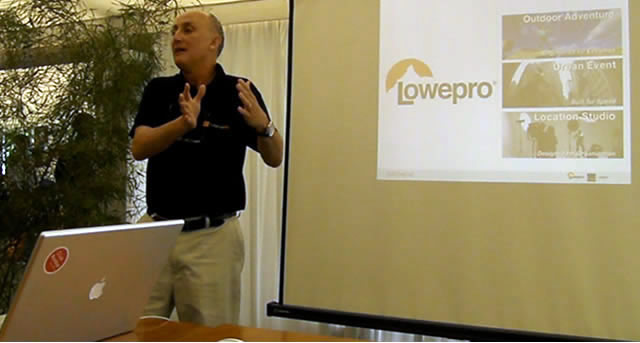 a história da lendária marca de mochilas Lowepro João Pinto, o CEO da Comercialfoto partilhou com alguns participantes a história da lendária marca de mochilas Lowepro
