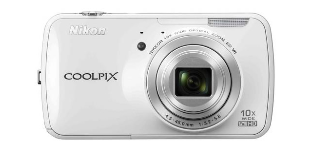Nikon COOLPIX S800c branca